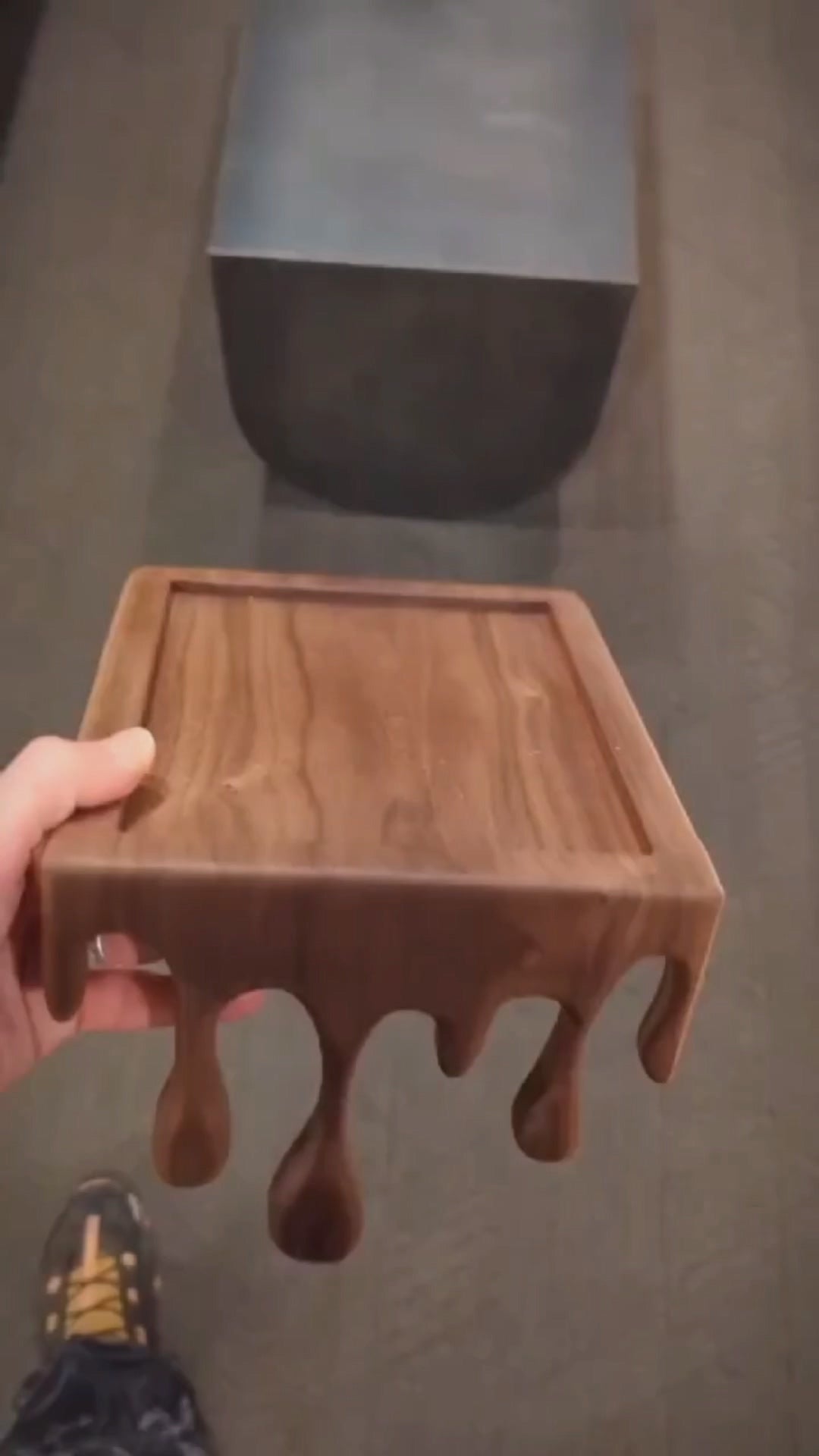 🪵 طاولة ديكور خشبية